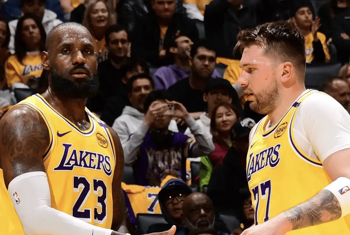 关于里程碑夜洛杉矶湖人更衣室发声，NBA总决赛赛前刷纪录，震撼外界，控场能力成焦点的信息