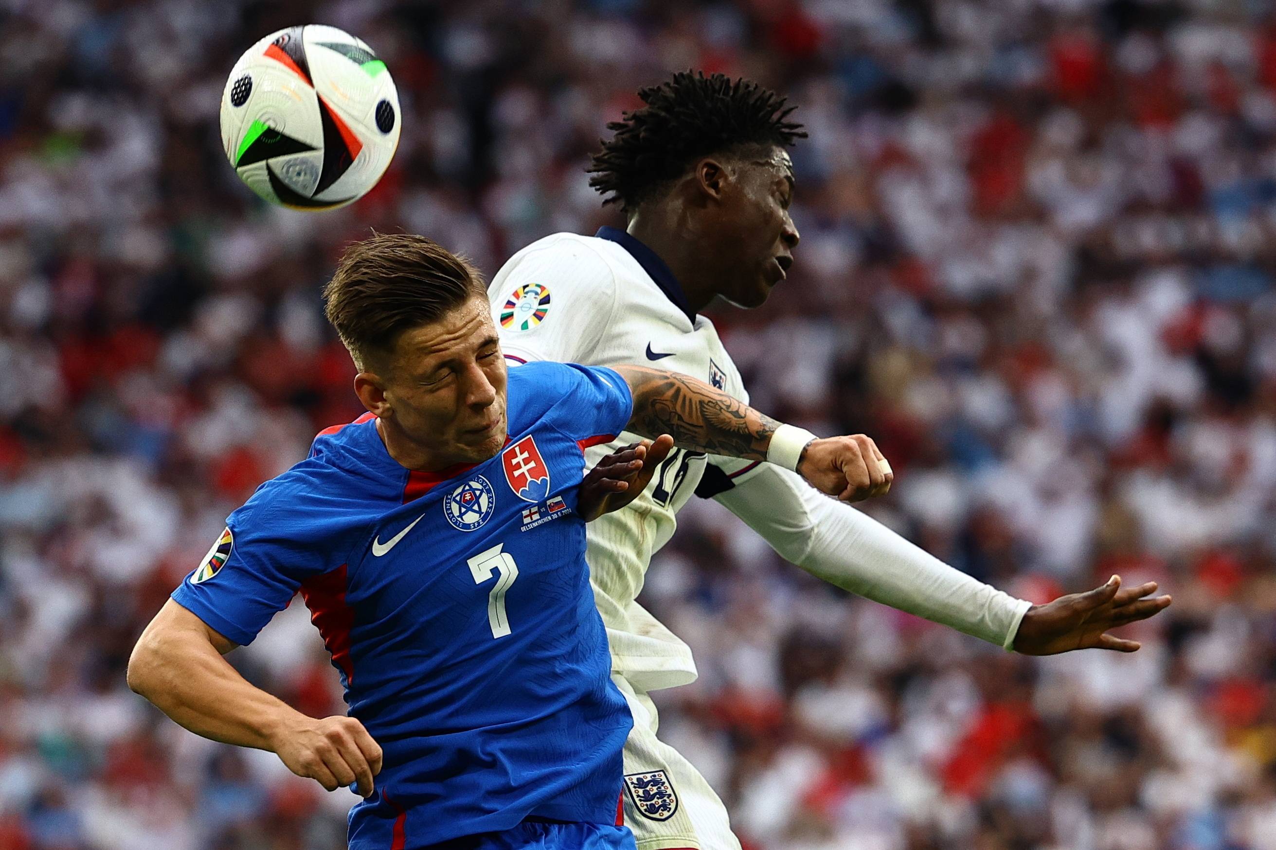  官网吉鲁转会阿森纳 