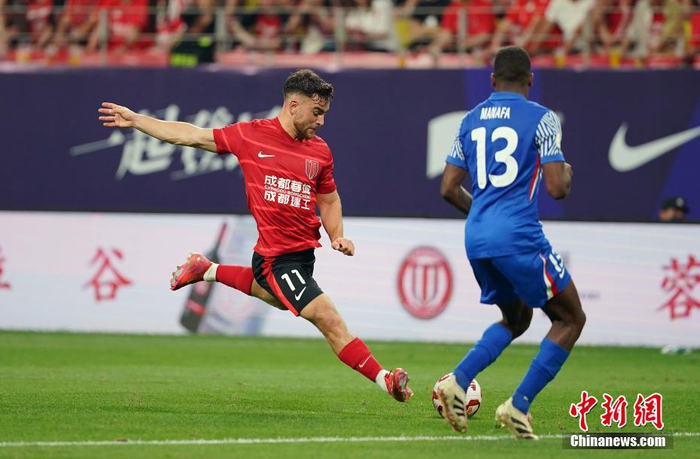 中超冲刺阶段走向成谜,上海申花再遭质疑,压力陡增,更衣室氛围转暖 中超冲刺阶段走向成谜,上海申花再遭质疑,压力陡增,更衣室氛围转暖