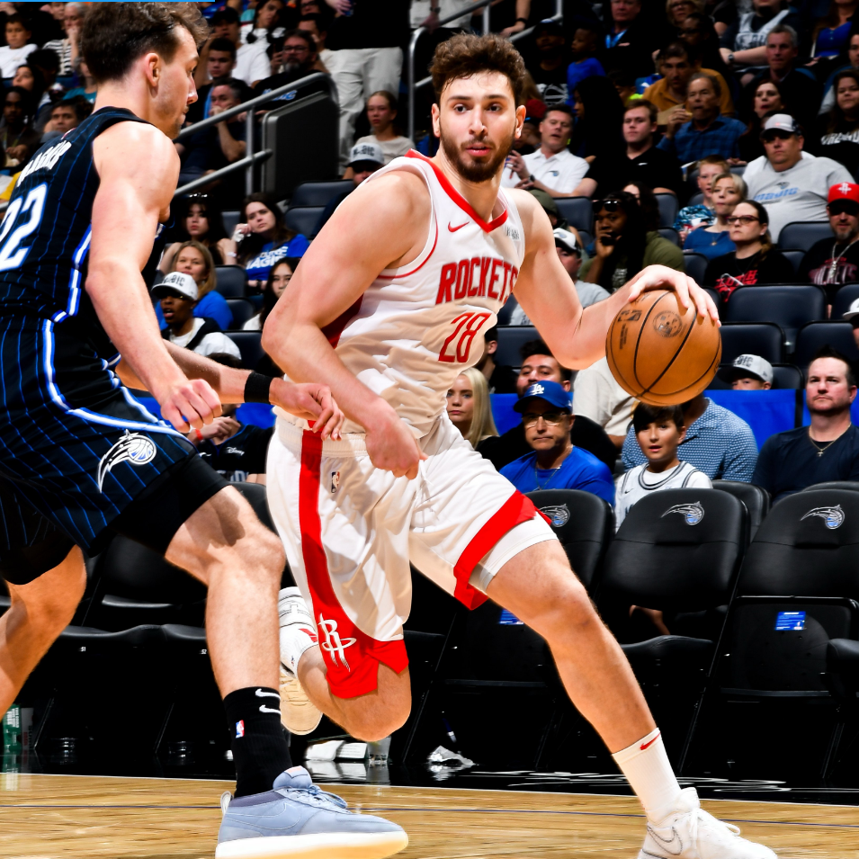 雷速-出色防守首场状态出色，热火观众沸腾！，纳达尔重返赛场气势如虹延续的简单介绍