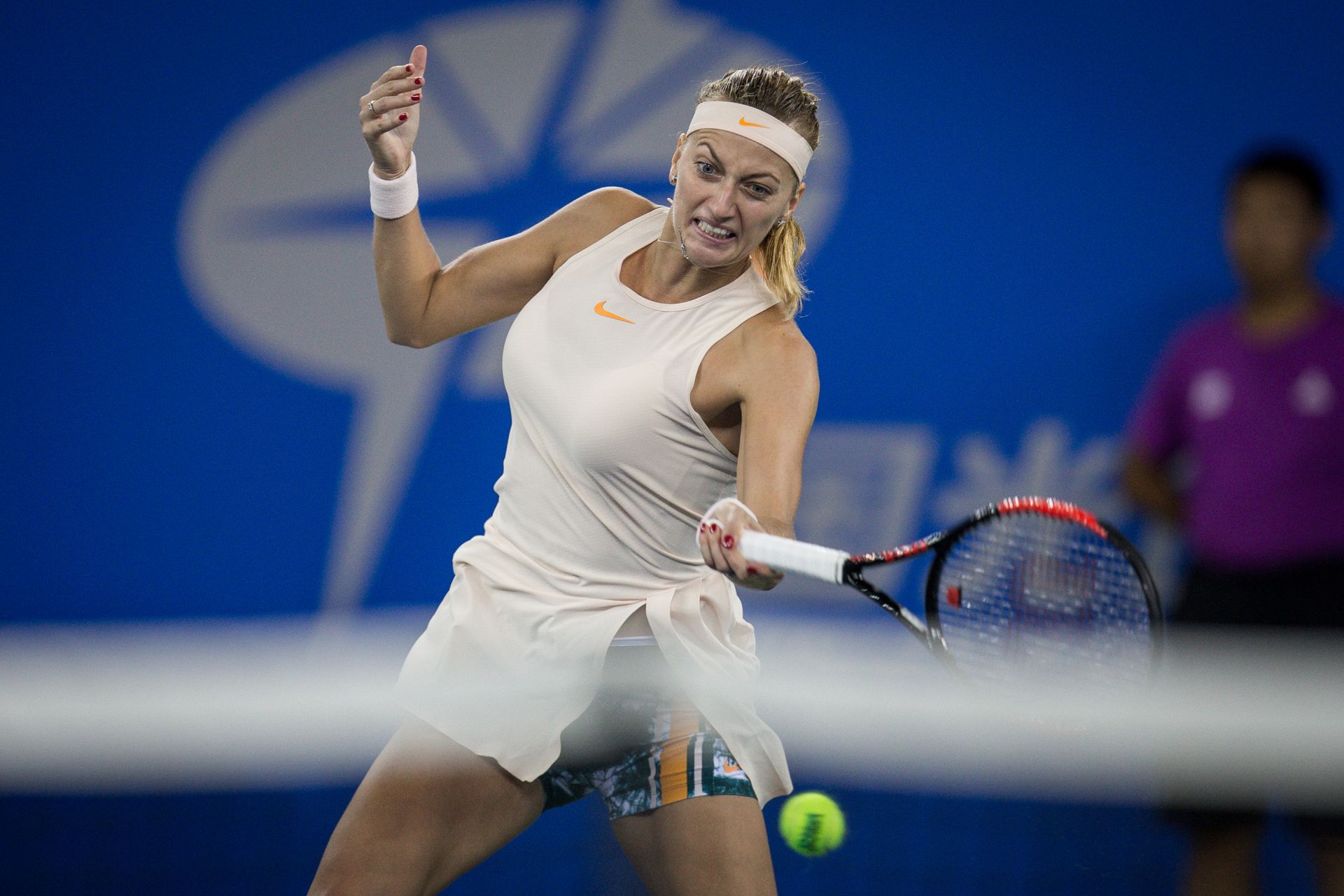 雷速-关于科维托娃回归赛场，挺进下一轮首场状态亮眼，公牛观众沸腾！的信息